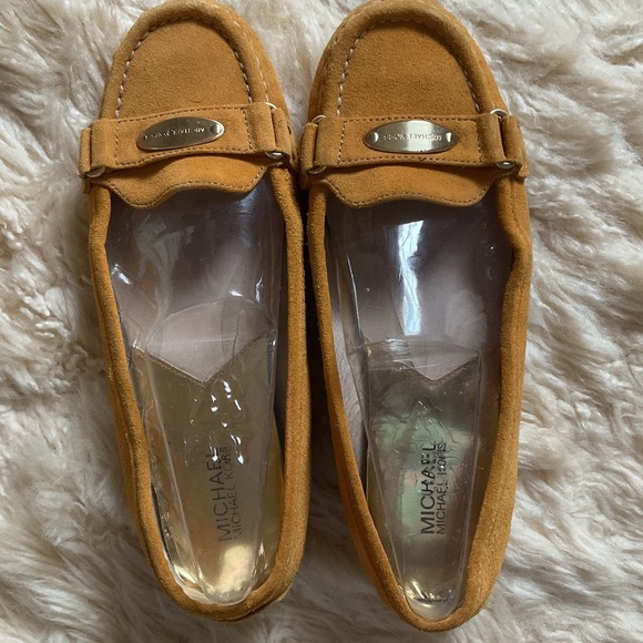MICHAEL KORS YELLOW MUSTARD SUEDE WOMEN MOCCASINS FLAT SHOES SIZE US 9 - Picture 12 of 12